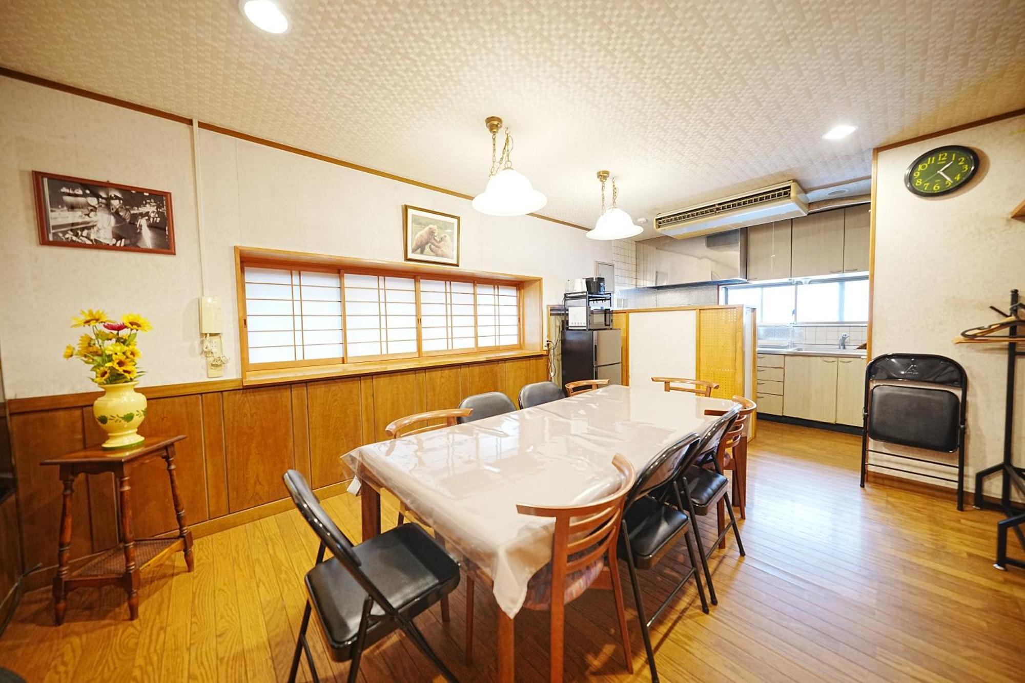 Family Or Business Travel 20 Percent Off 20 Guests 144Sqm Free Ikebukuro Shuttle 2 Kitchens Bathrooms 4 Bedrooms 東京都 外观 照片
